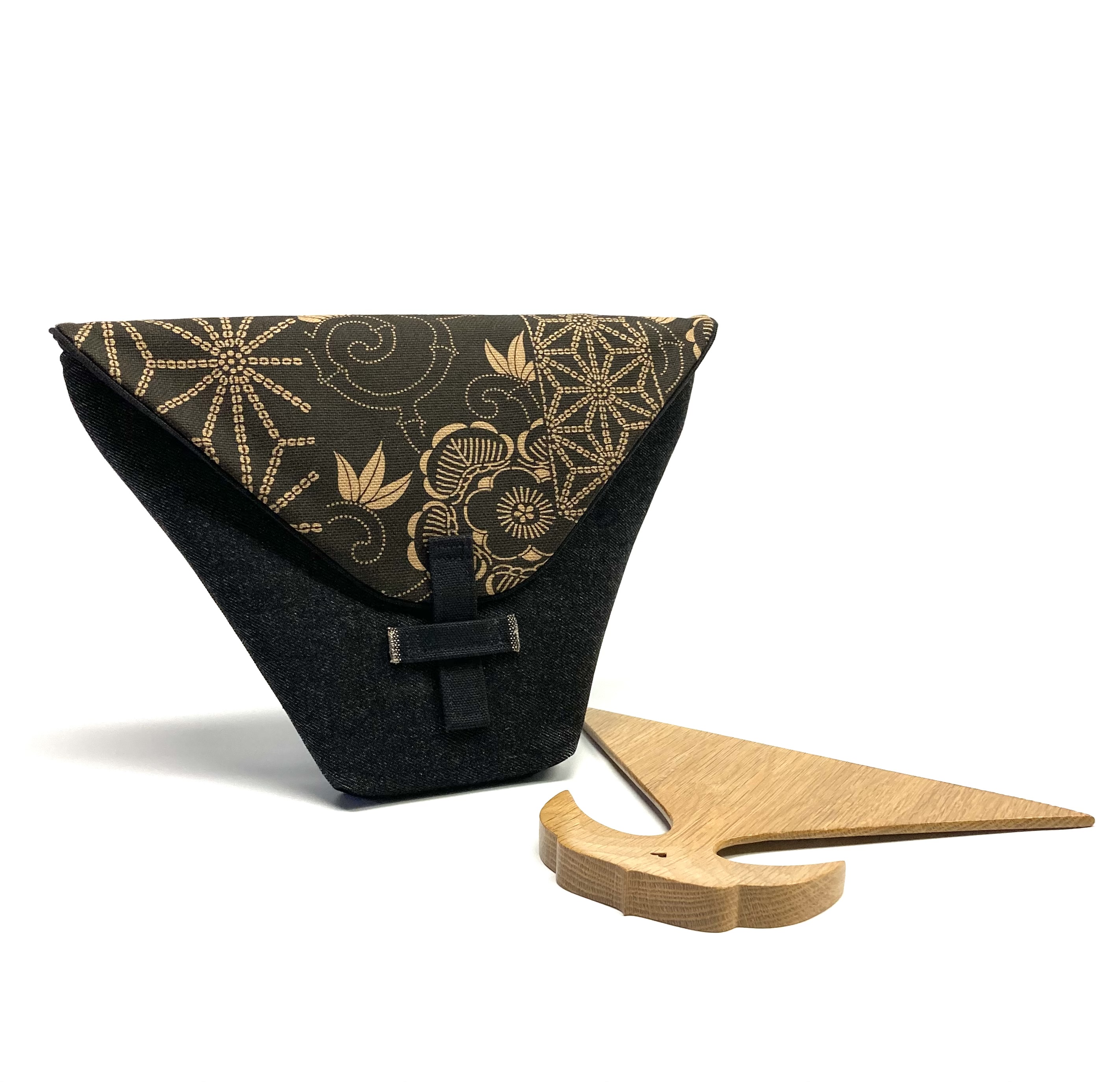 撥ケース薩摩用　黒デニム×唐草